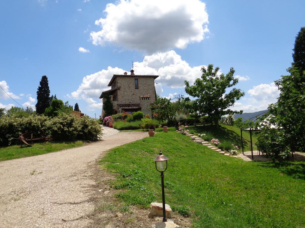Agriturismo La Torraccia Тоди Экстерьер фото